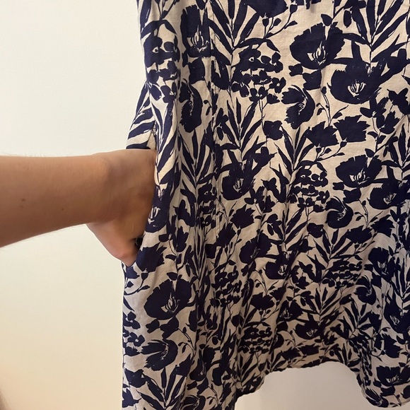 Kew 159 Cream & Navy Floral Dress Pockets - Picture 5 of 6